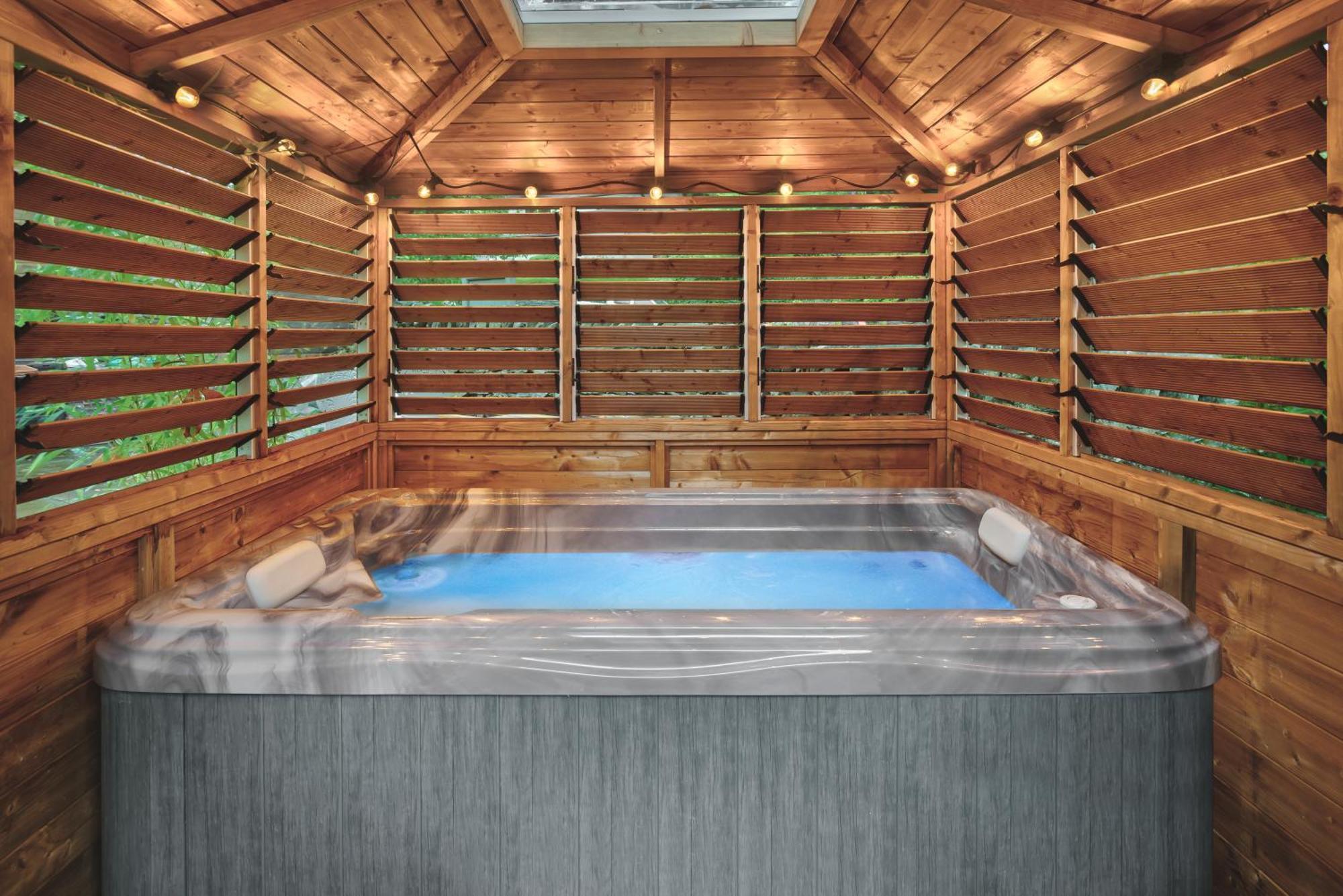 Coronation Cottages, Modernised 200-Year-Old Lake District Cottage Getaway For Two Lindale ภายนอก รูปภาพ